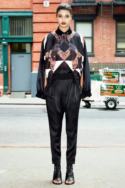 Look 8